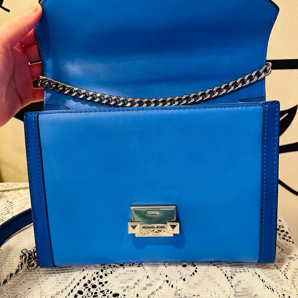 Michael Kors Whitney Large Tri-Color Leather Convertible Shoulder Bag in Blue - Picture 3 of 5